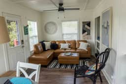 Low Tide Loft | Beaufort· Cafe Below· Dog Friendly - Image 5