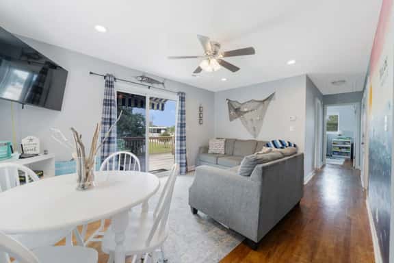 Turtle Cove | Central MHC· Deck· Pet Friendly· 3BR - Image 1