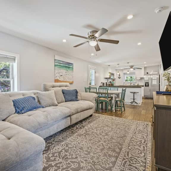 Near DT MHC & AB Bridge~Pet Friendly~Boat Parking - Image 1