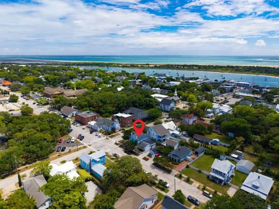 The Delamar Gibble | Historic DT Beaufort · 4BR - Image 3